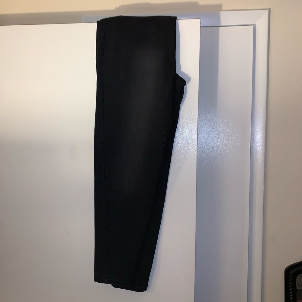 Black skinny jeans